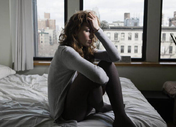 ¿Cómo controlar los ataques de ansiedad sin medicamentos?